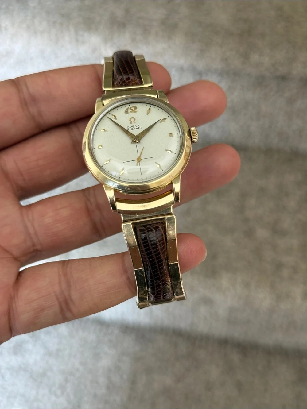 Omega vintage Automatic Bumper 14K  Yellow Gold with leather adjustable watch